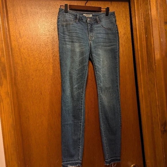 Women's Blue Jeans - Picture 1 of 4